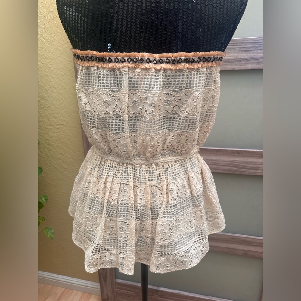 Anthropologie Vero Pallashee Strapless Lace Peplum Top Ivory Size M NWT - Picture 3 of 6